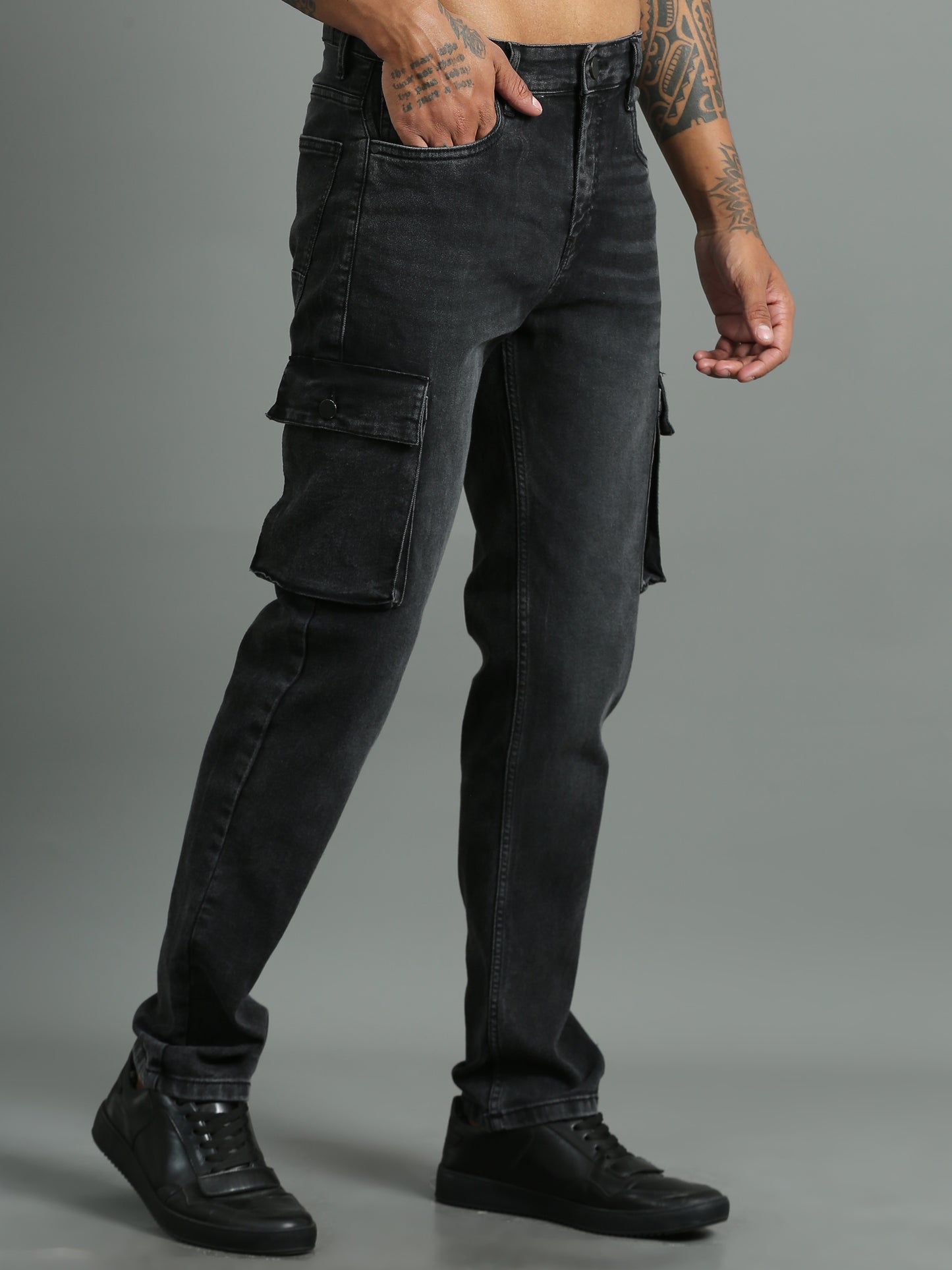 Carbon Black ShadowThread Cargo