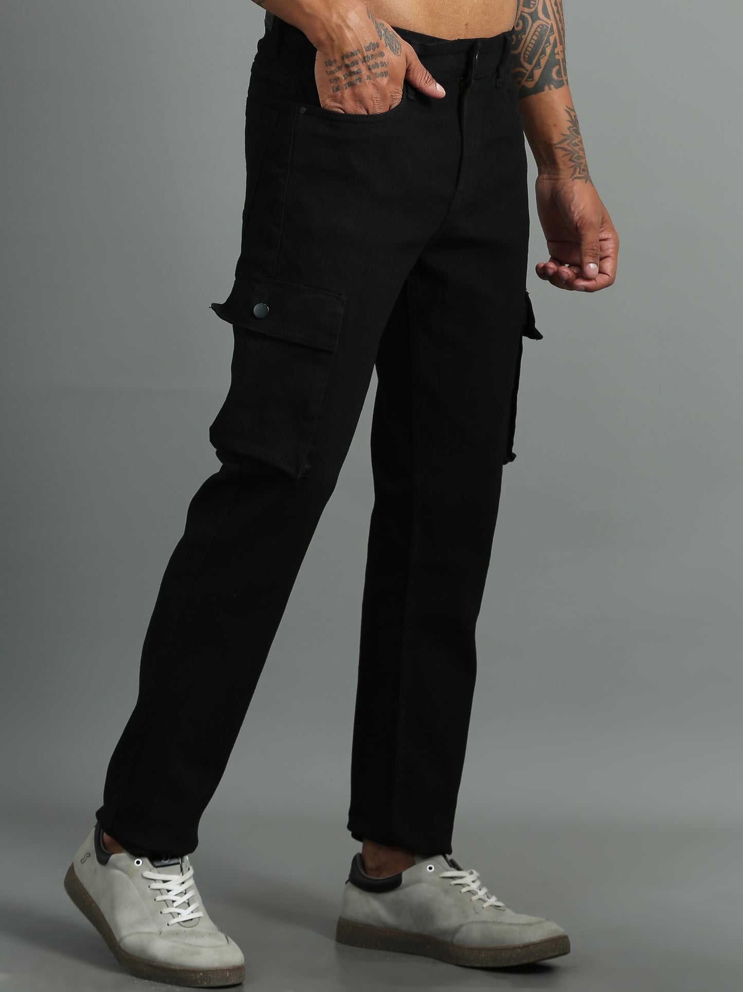 Black ShadowThread Cargo