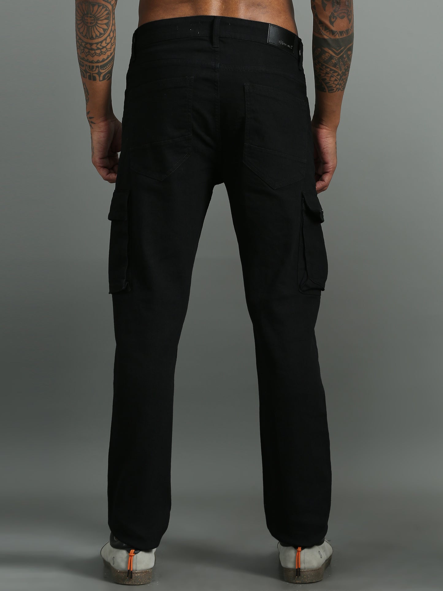 Black ShadowThread Cargo